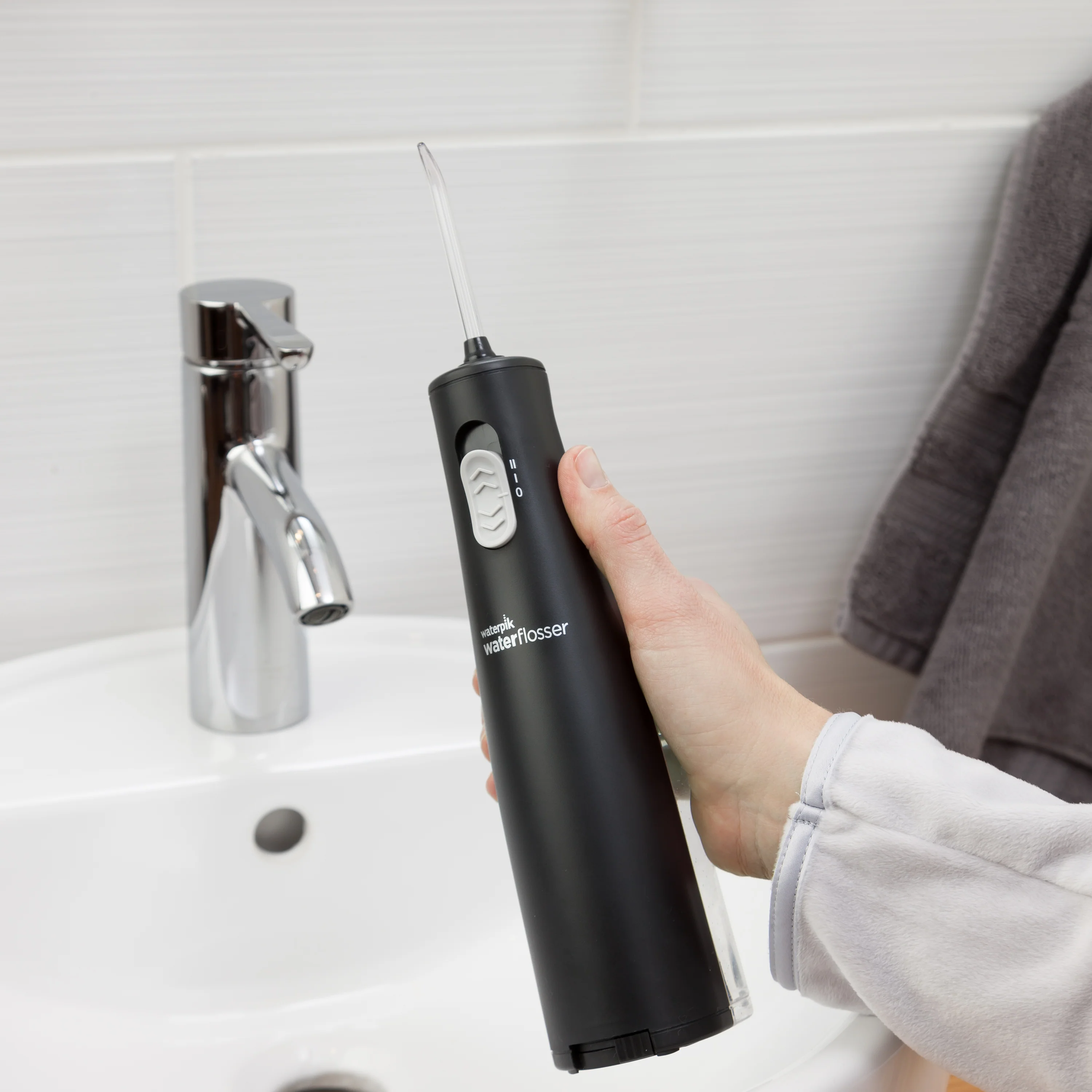 Cordless Express Water Flosser - Image 5