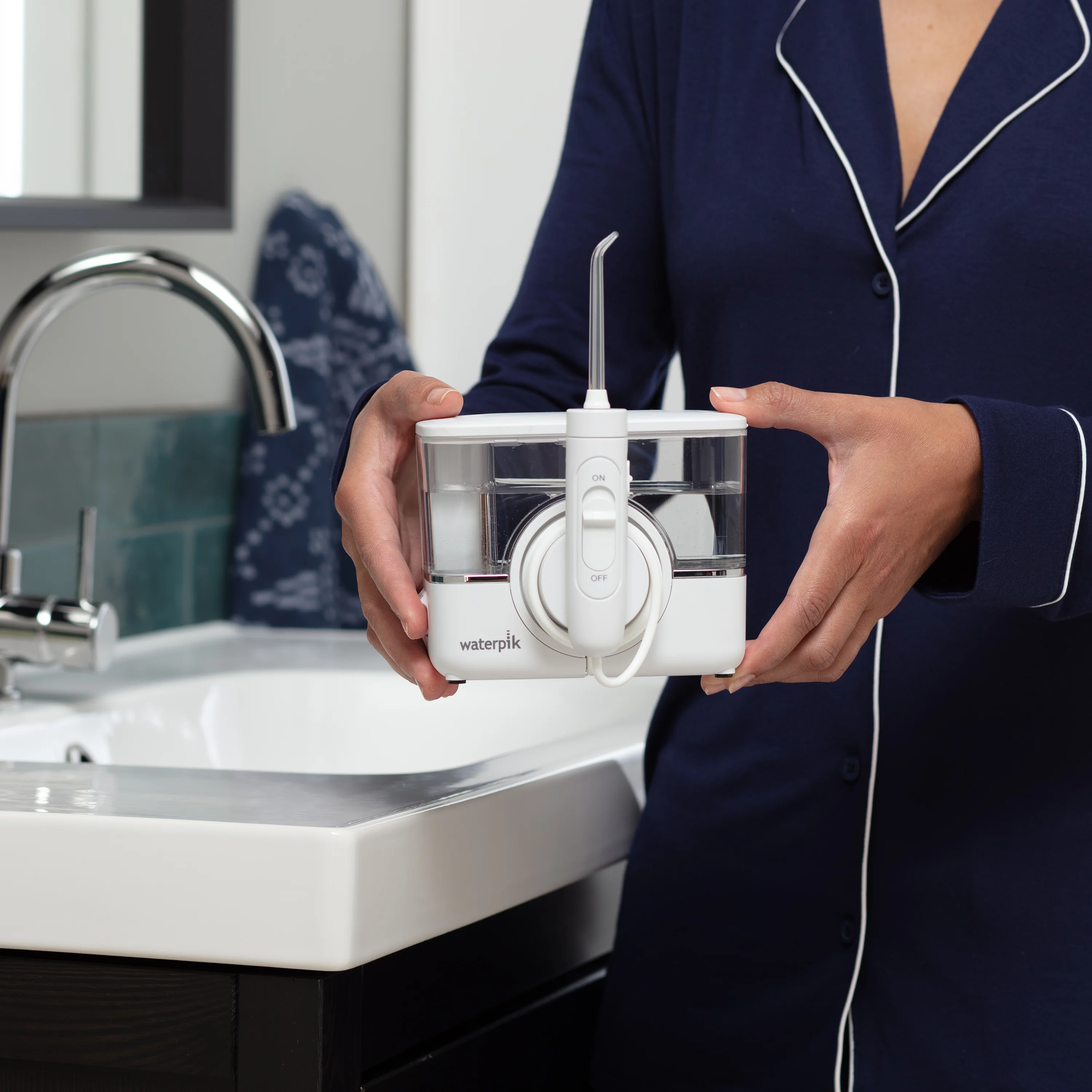 ION Professional Cordless Water Flosser - Image 4